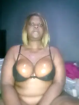 HerPleasure2025 online show from December 2025 05:06:01 AM