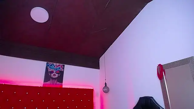 kriss sweetboobs10 online show from May 2026 01:07:01 PM