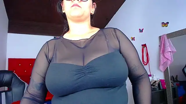 kriss sweetboobs10 online show from November 2025 12:31:01 PM