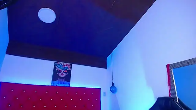kriss sweetboobs10 online show from May 2026 12:46:02 PM