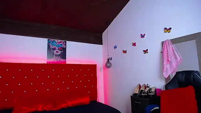 kriss sweetboobs10 online show from October 2025 12:59:02 PM