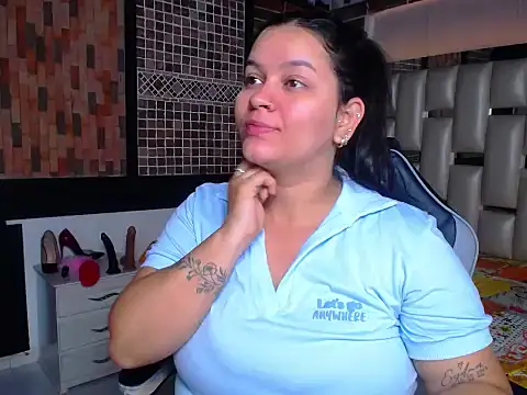 Snapshot of kriss_sweetboobs10 chatting on September 2025 12:42:02 PM kriss sweetboobs10 online show from September 2025 12:42:02 PM