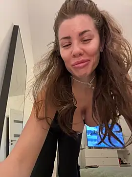 CelineReys online show from February 2026 06:41:01 PM