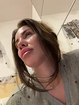 CelineReys online show from October 2025 09:08:01 AM