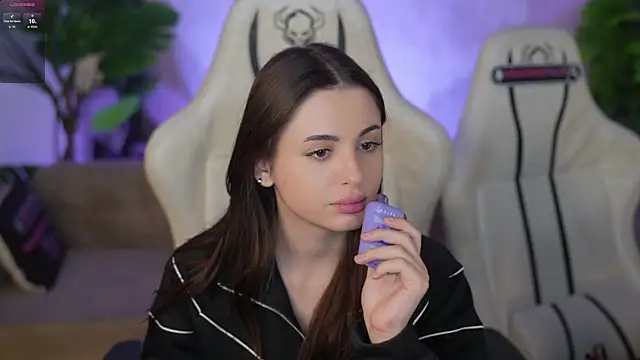 Nikol Dream  online show from January 2026 07:43:01 PM