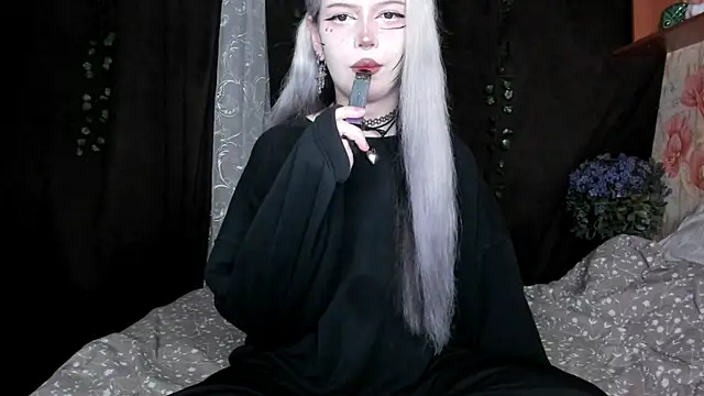 amelia mays xx online show from November 2025 08:12:02 PM