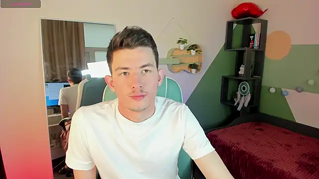 Danny  Magic online show from March 2025 01:34:01 PM