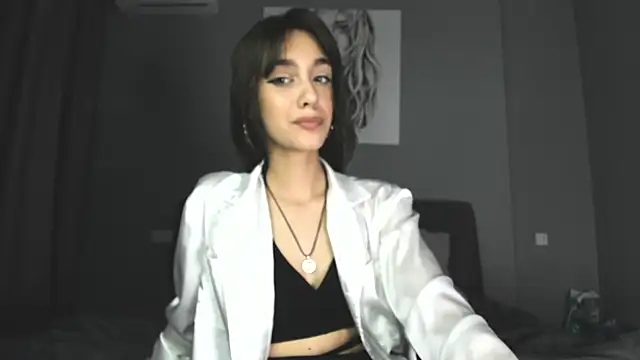 Elli Lourence online show from March 2025 01:54:02 AM