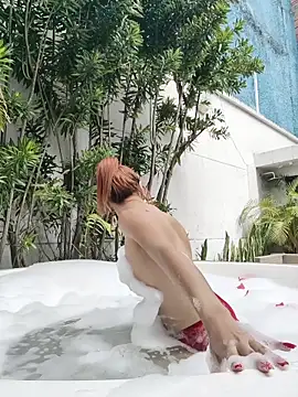 EmmaReyez online show from October 2025 02:38:01 PM