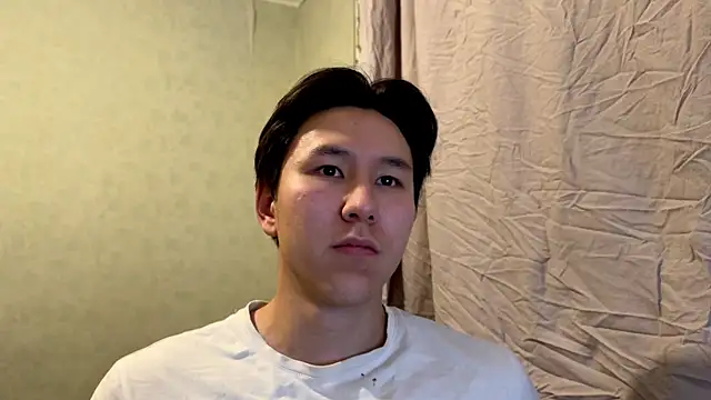 Snapshot of aliktasty chatting on December 2025 06:35:01 PM aliktasty online show from December 2025 06:35:01 PM