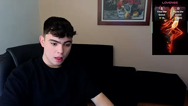 Snapshot of lukeboyce33 chatting on July 2026 09:32:01 PM lukeboyce33 online show from July 2026 09:32:01 PM
