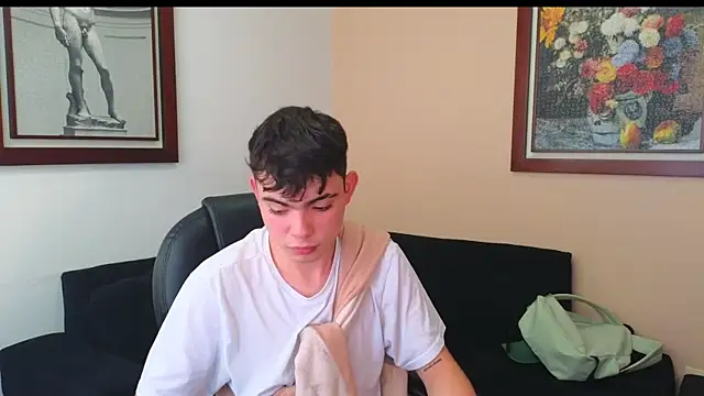 lukeboyce33 online show from September 2025 09:43:02 PM