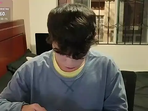 lukeboyce33 online show from February 2026 12:41:01 AM