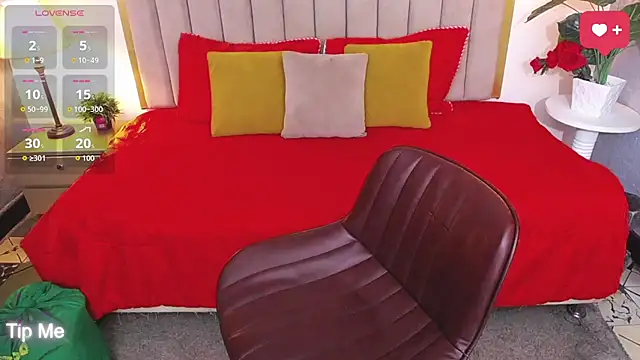 ailyn maury online show from March 2026 01:22:01 PM