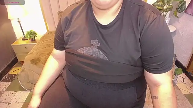 ailyn maury online show from April 2026 01:37:02 PM