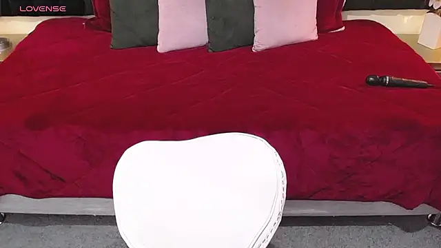 ailyn maury online show from February 2026 01:32:02 PM