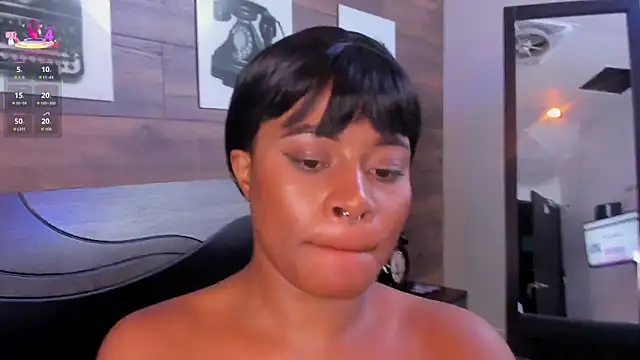 Snapshot of SammyDesire_10 chatting on November 2025 03:22:02 AM SammyDesire 10 online show from November 2025 03:22:02 AM