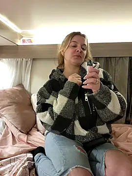 Amesthyst destiny online show from February 2026 07:03:01 PM