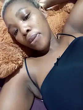 Hotytoty26 online show from February 2026 05:32:01 PM