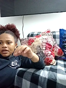 LEIDY LORENA online show from December 2025 09:47:01 PM