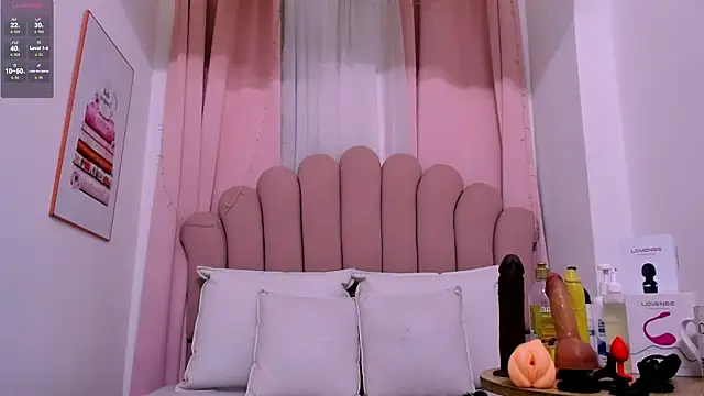 NicoleMadrird online show from April 2026 11:50:01 AM