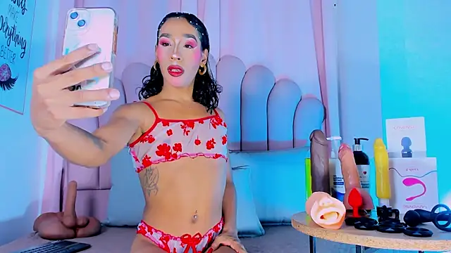 NicoleMadrird online show from July 2026 07:35:01 PM