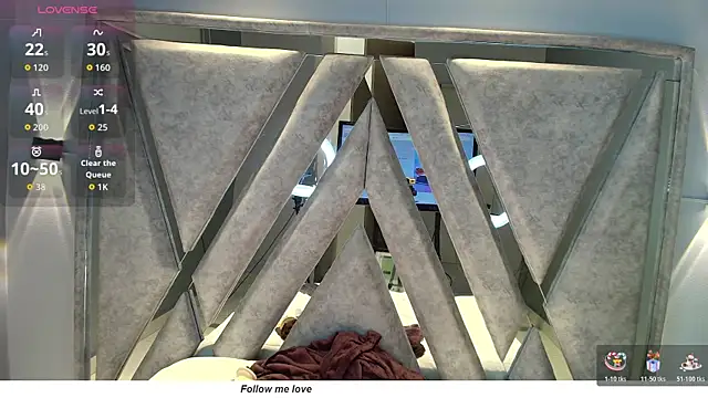 Snapshot of Alice_26_ chatting on November 2025 02:42:01 PM Alice 26 online show from November 2025 02:42:01 PM