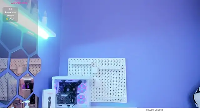 Snapshot of Alice_26_ chatting on November 2025 02:01:01 PM Alice 26 online show from November 2025 02:01:01 PM