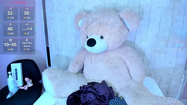 Snapshot of Alice_26_ chatting on November 2025 04:00:01 PM Alice 26 online show from November 2025 04:00:01 PM