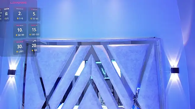 Alice 26  online show from April 2026 07:30:01 PM