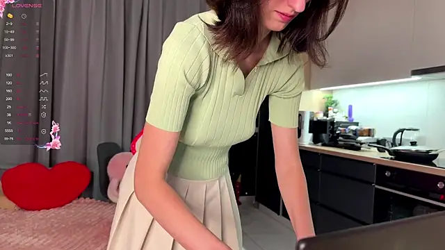 TwinTemptations online show from September 2025 06:06:01 PM