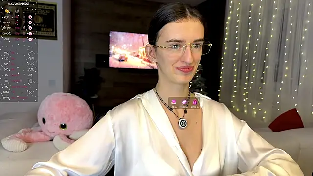 TwinTemptations online show from December 2025 06:20:02 PM