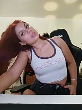 MeCherryy online show from July 2026 10:06:01 PM