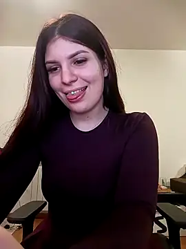 MeCherryy online show from February 2026 06:09:02 PM