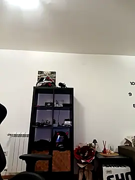 MeCherryy online show from February 2026 04:39:01 PM