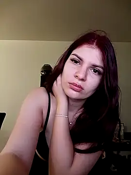 MeCherryy online show from March 2026 12:28:01 PM