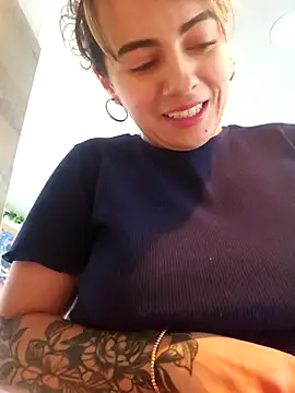 Sairy  online show from November 2025 06:22:01 PM