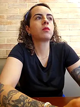 Sairy  online show from November 2025 09:52:01 PM