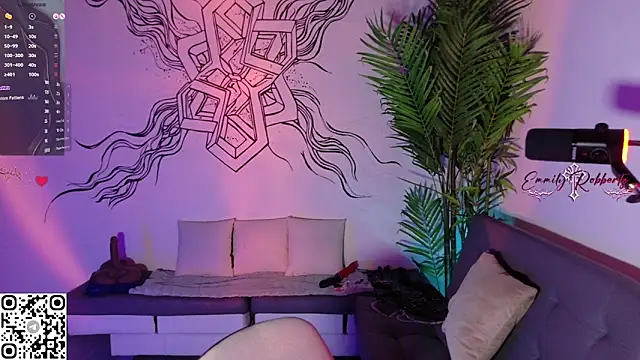 Emmi Roberts online show from April 2026 02:04:01 AM