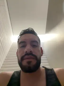 Leon  Hart  online show from July 2026 05:35:02 PM