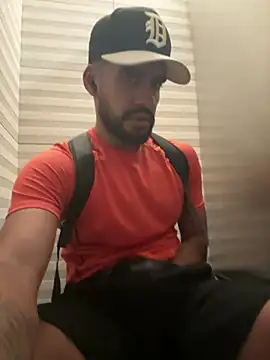 Leon  Hart  online show from July 2026 07:58:01 PM