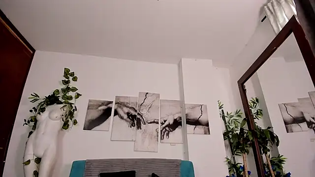 Giotrashy online show from March 2026 06:04:02 PM