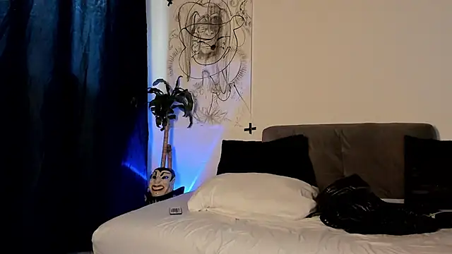 Giotrashy online show from June 2026 07:55:01 PM