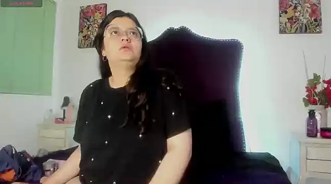 Zoe thoms online show from March 2025 09:37:02 AM