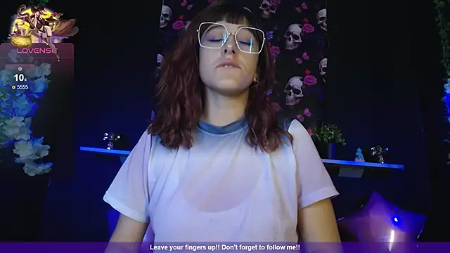 Hairydoll  online show from December 2025 09:59:01 PM