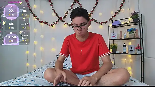 Danny-Swift13 online show from March 2025 12:28:01 PM