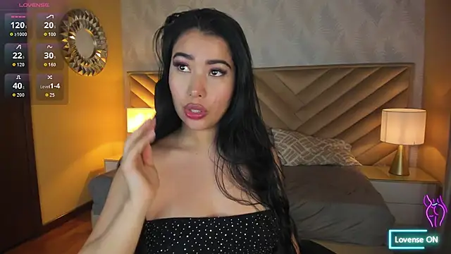 alice kingsley  online show from November 2025 08:35:02 PM