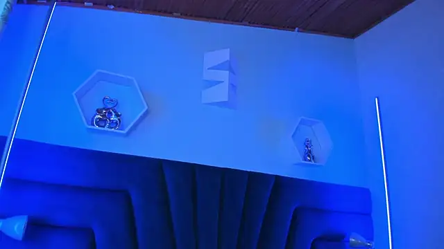 alice kingsley  online show from January 2026 02:43:02 PM