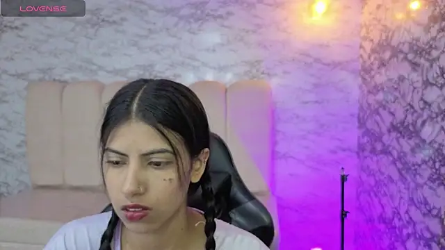  Kitty v online show from February 2026 01:00:01 PM