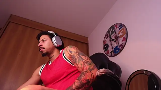 josemeirelesfox online show from October 2025 01:56:02 PM
